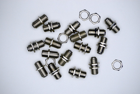 射频连接器的实际应用